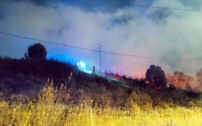 Un fuego sorprende de madrugada a los vecinos de Sotiel Coronada