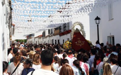 Calañas corona este sábado a su patrona en una jornada histórica de devoción
