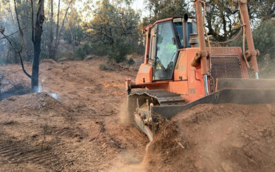Última hora: El Plan Infoca estabiliza el incendio en Santa Bárbara de Casa