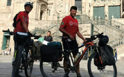 Del Andévalo a Santiago sobre dos ruedas: 1.100 kilómetros de aventura